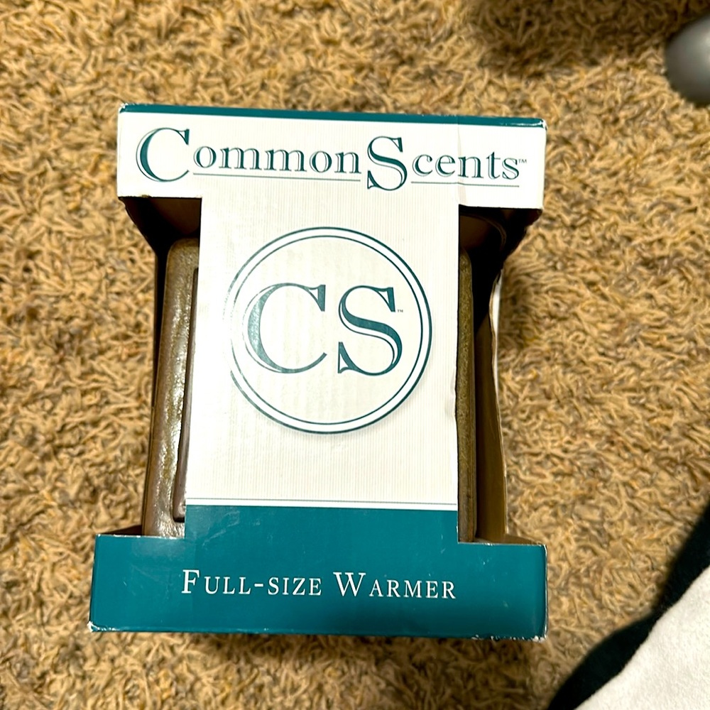 Wax warmer